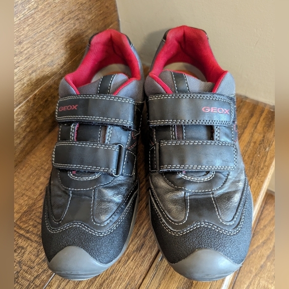 GEOX respira Velcro leather runners gray & red  US size 7 EU 41 - Picture 3 of 14